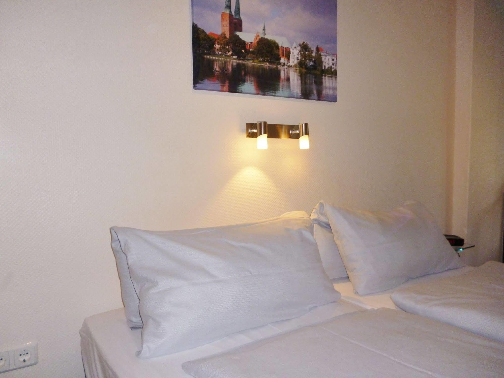 Hotel Am Muehlenteich Λίμπεκ Εξωτερικό φωτογραφία